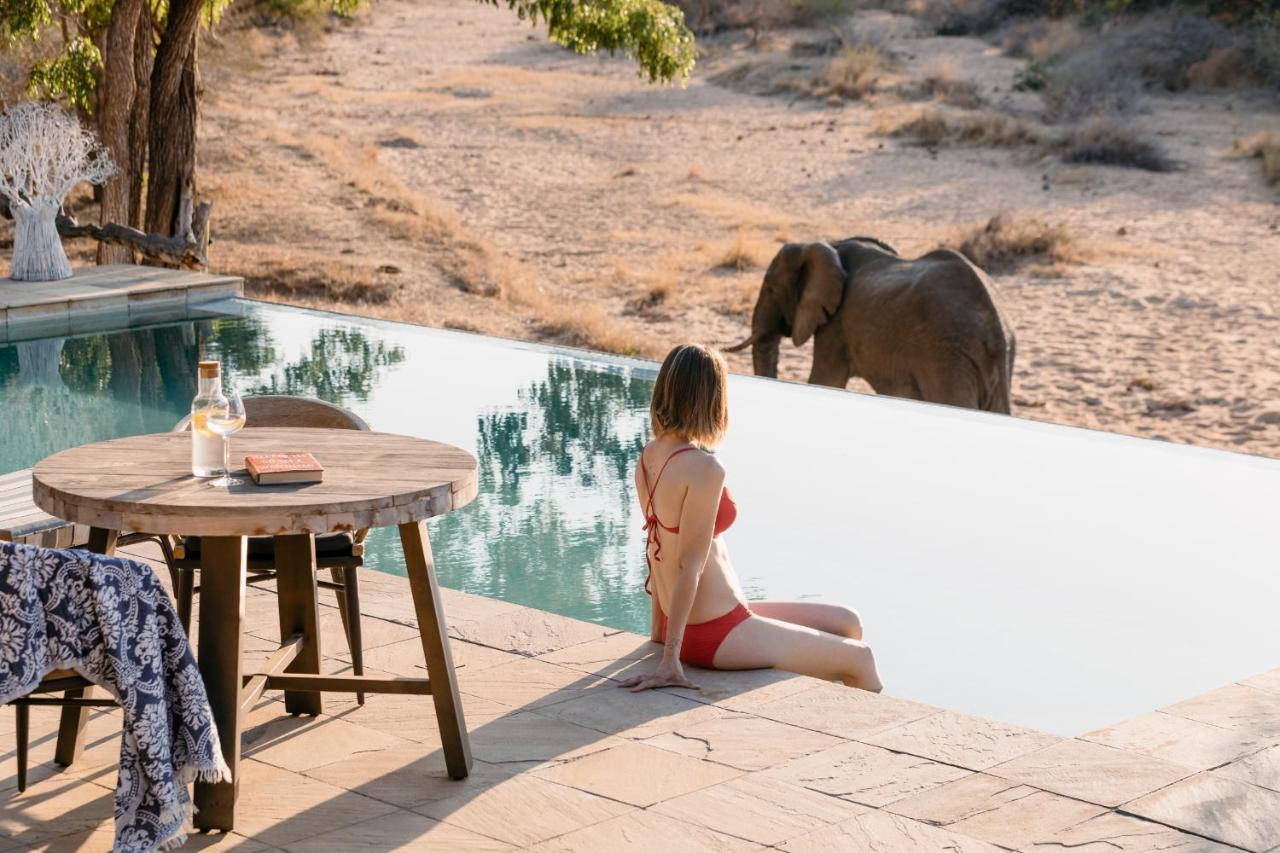 Shumbalala Game Lodge ธอร์นีบุชเกมรีเซิร์ฟ ภายนอก รูปภาพ